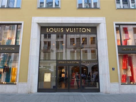 Find Louis Vuitton Stores in Germany 